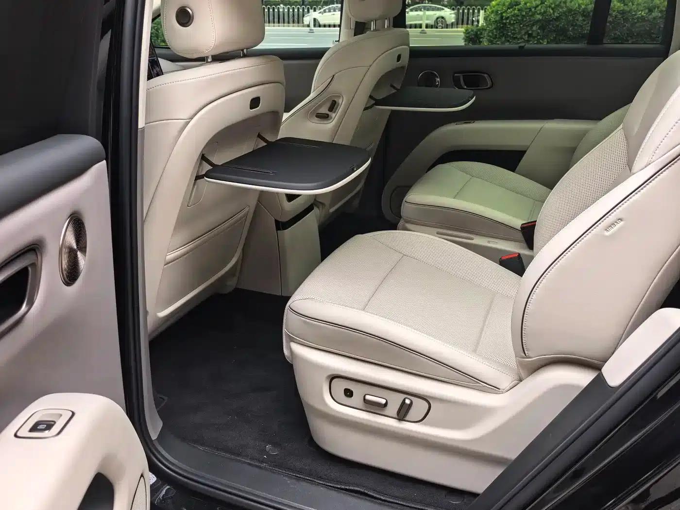 Li Auto i8 2025 Standard Edition — миниатюра 8