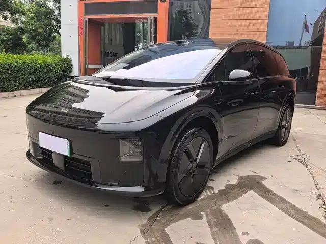Li Auto i8 2025 Standard Edition