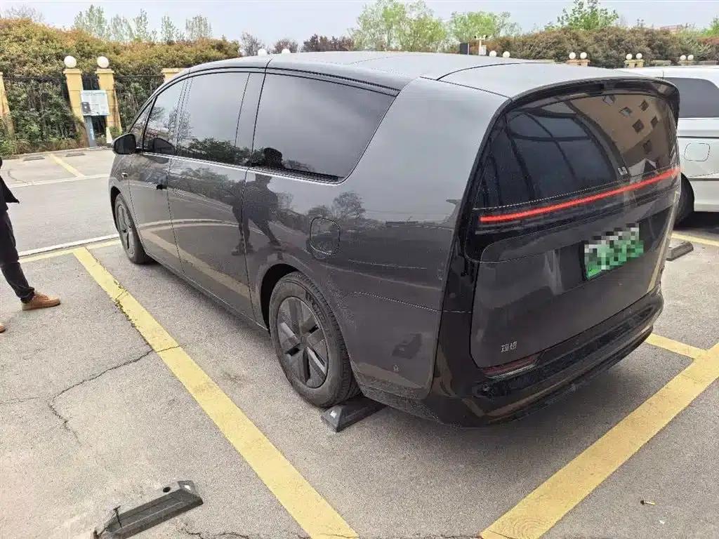 Li Auto MEGA 2024 Ultra — миниатюра 3
