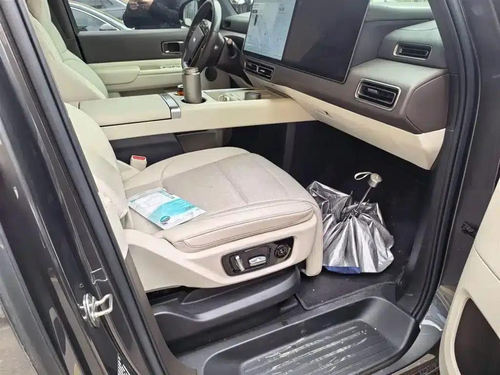 Li Auto MEGA 2024 Ultra — миниатюра 6