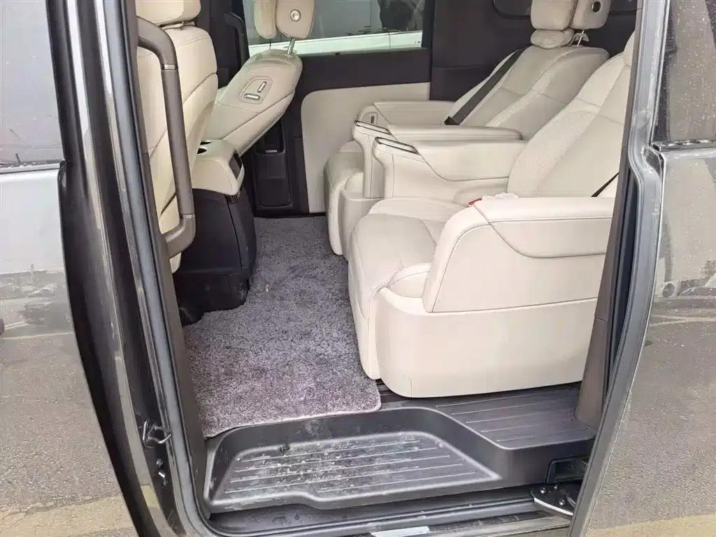 Li Auto MEGA 2024 Ultra — миниатюра 7