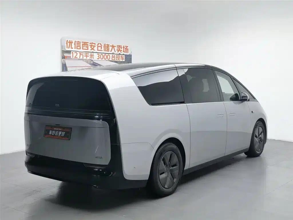 Li Auto MEGA 2024 Ultra — миниатюра 2