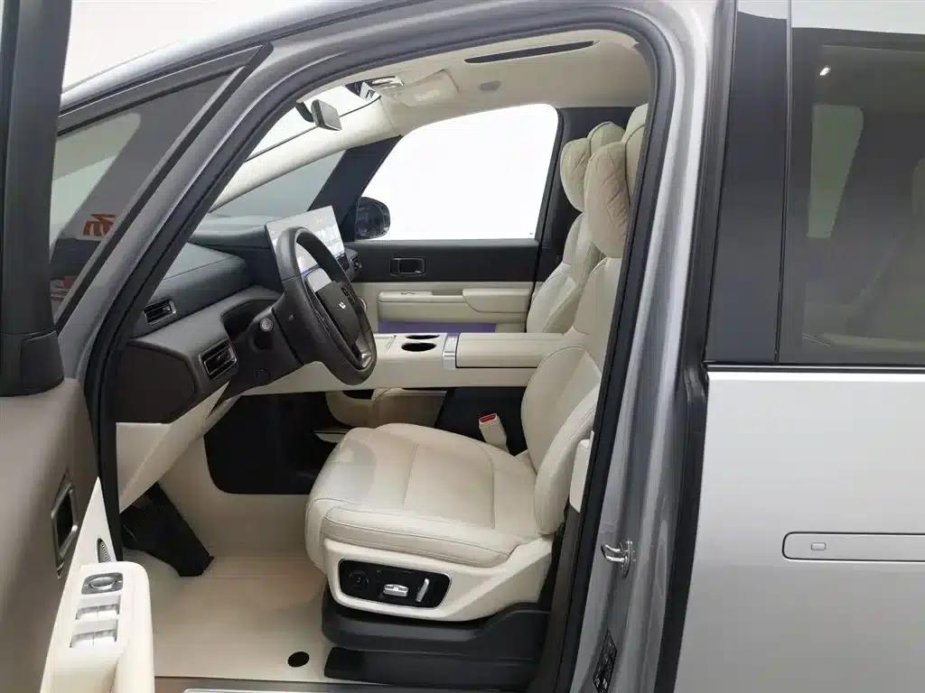 Li Auto MEGA 2024 Ultra — миниатюра 10