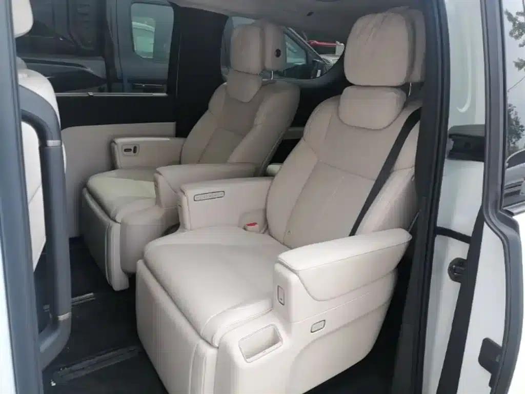 Li Auto MEGA 2025 Home Edition — миниатюра 17