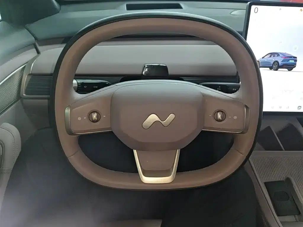 Chevrolet L60 2024 60kWh Rear-Wheel Drive — миниатюра 11