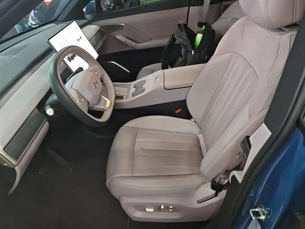Chevrolet L60 2024 60kWh Rear-Wheel Drive — миниатюра 15