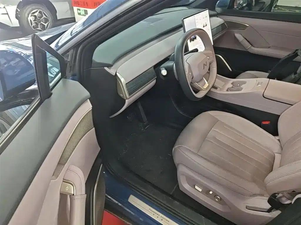 Chevrolet L60 2024 60kWh Rear-Wheel Drive — миниатюра 16