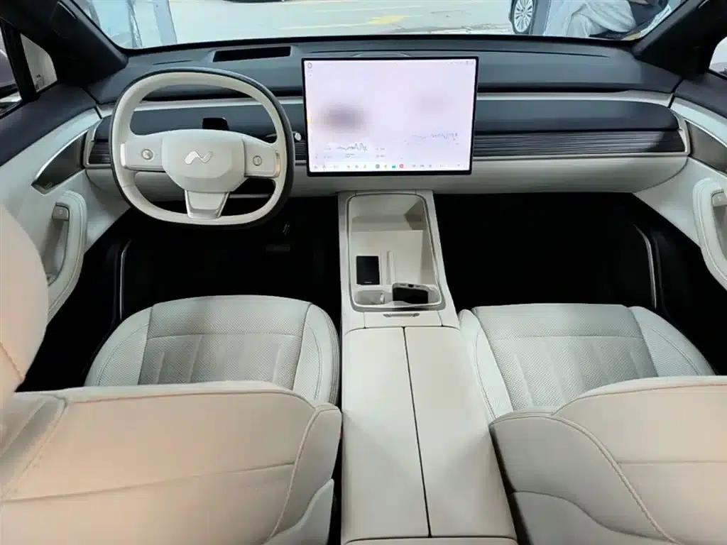 Chevrolet L60 2024 60kWh Rear-Wheel Drive — миниатюра 10
