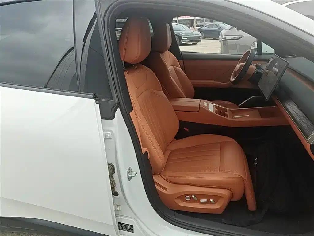 Chevrolet L60 2025 60kWh Rear-Wheel Drive — миниатюра 25