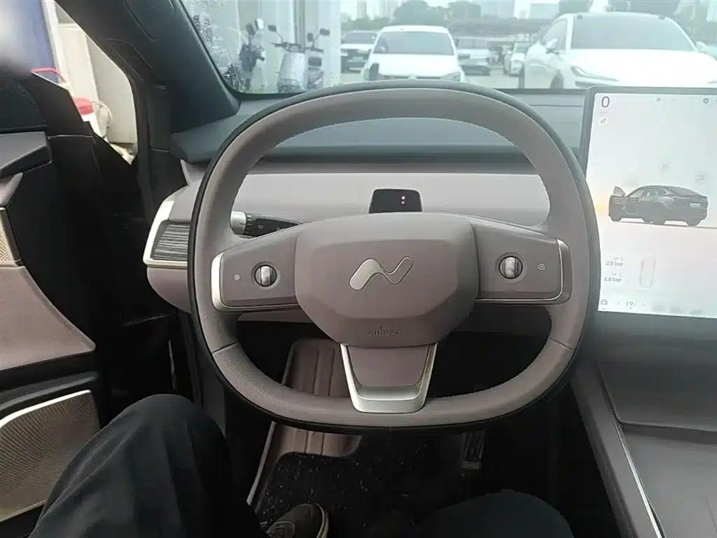 Chevrolet L60 2025 60kWh Rear-Wheel Drive — миниатюра 11