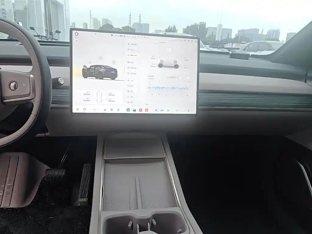 Chevrolet L60 2025 60kWh Rear-Wheel Drive — миниатюра 13