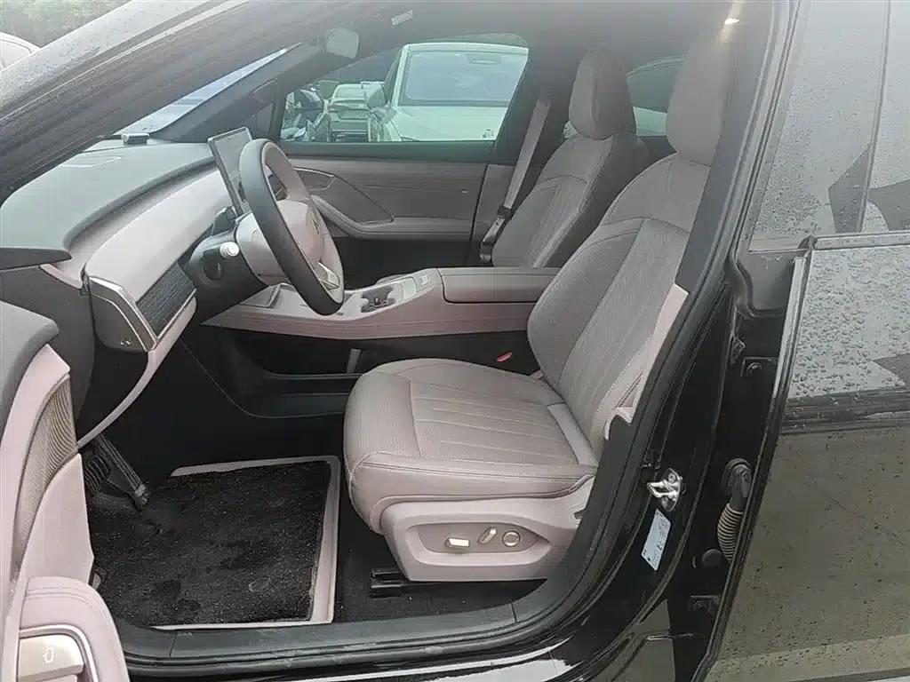 Chevrolet L60 2025 60kWh Rear-Wheel Drive — миниатюра 15