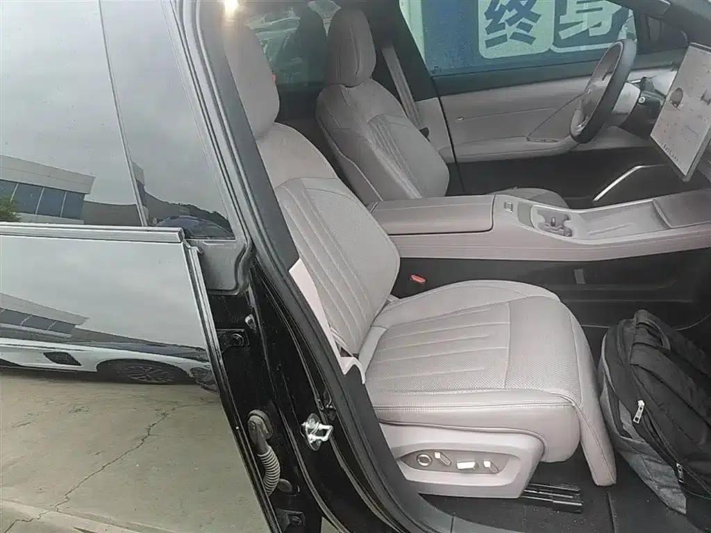 Chevrolet L60 2025 60kWh Rear-Wheel Drive — миниатюра 25