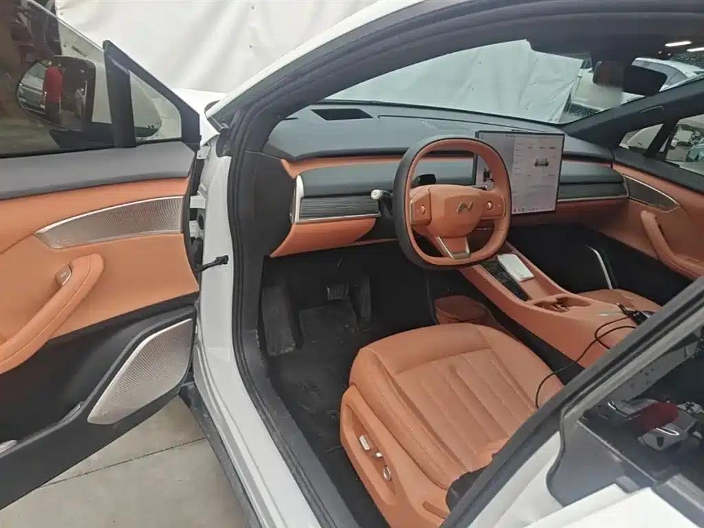 Chevrolet L60 2024 60kWh Rear-Wheel Drive — миниатюра 16