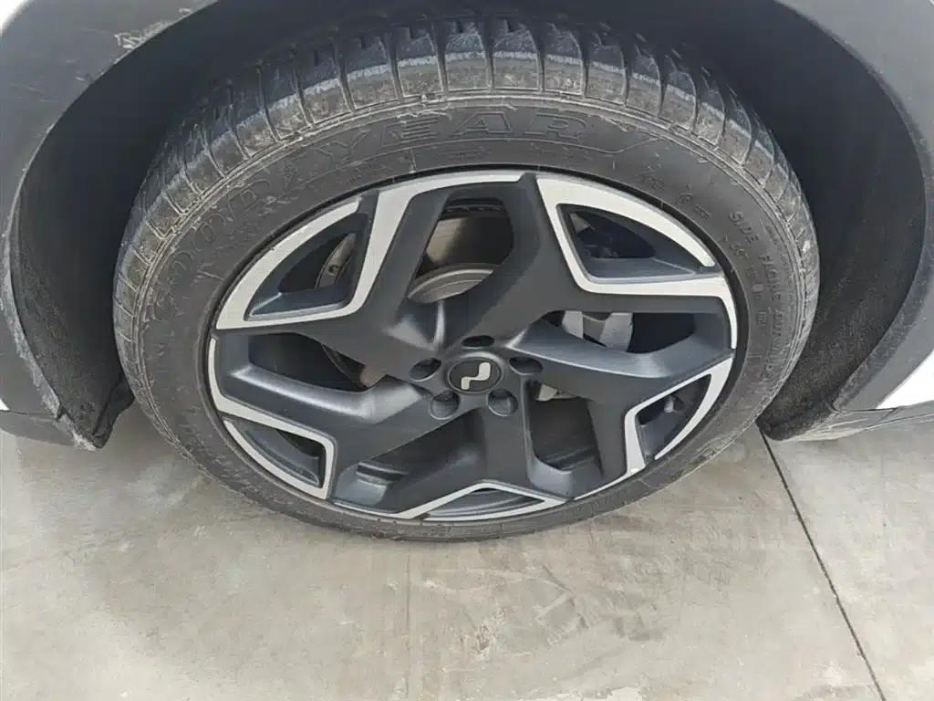 Chevrolet L60 2024 60kWh Rear-Wheel Drive — миниатюра 23