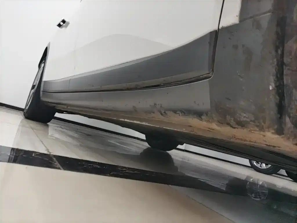 Chevrolet L60 2024 60kWh Rear-Wheel Drive — миниатюра 21