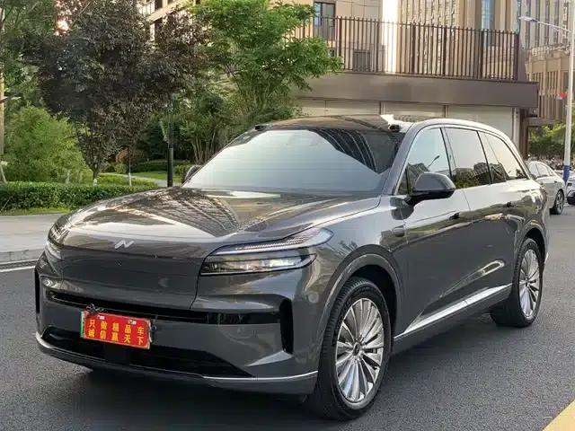 2025 Lado L90 Max Six-Seater