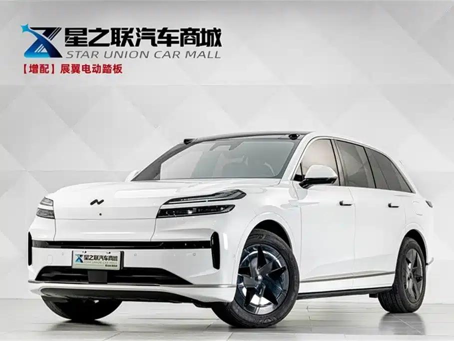 L90 2025 Pro Six-Seat Edition — миниатюра 1