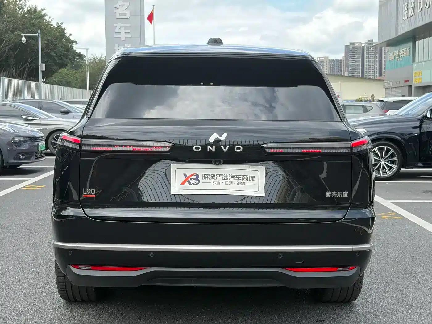 2025 Chevrolet L90 Ultra 6-seater — миниатюра 17