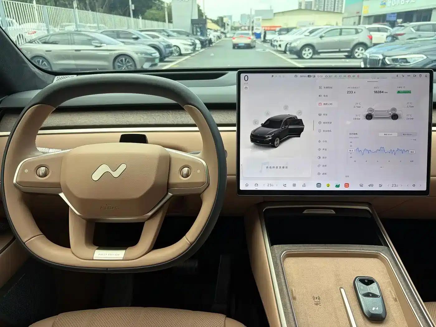 2025 Chevrolet L90 Ultra 6-seater — миниатюра 7