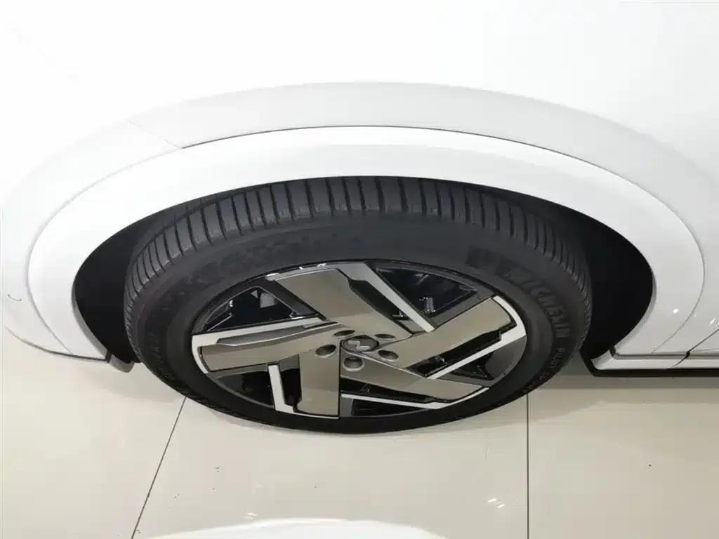 2025 Lado L90 Max Six-Seater — миниатюра 23