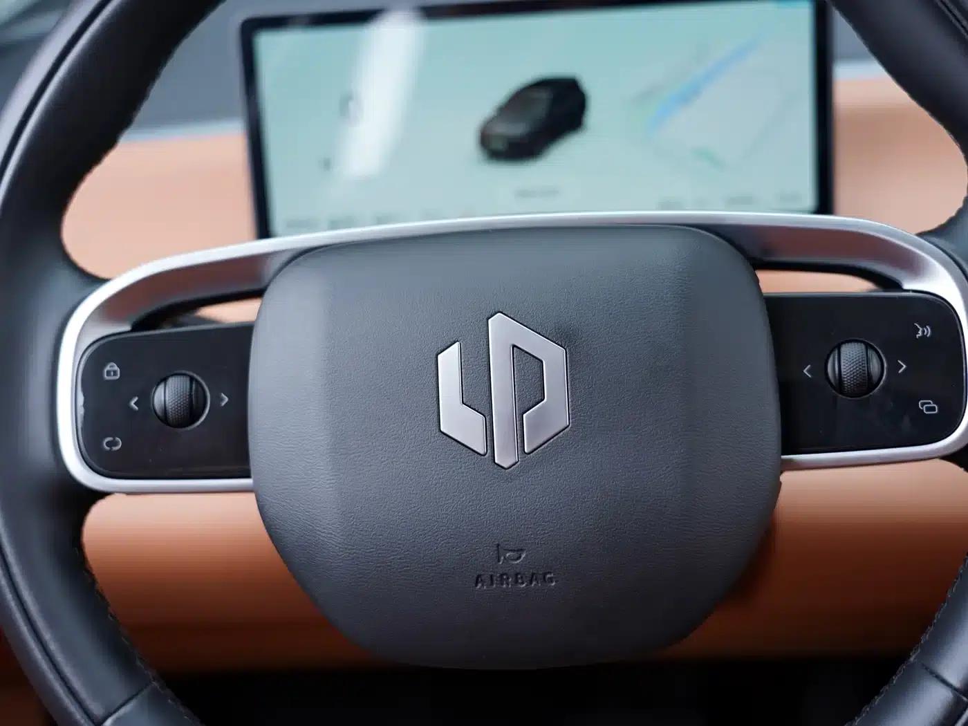 Leapmotor C16 2024 Range Extended 200 Premium Edition — миниатюра 11