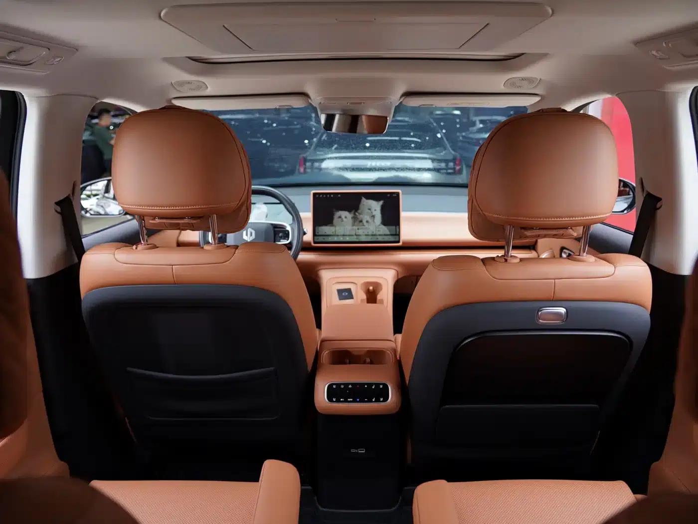 Leapmotor C16 2024 Range Extended 200 Premium Edition — миниатюра 14