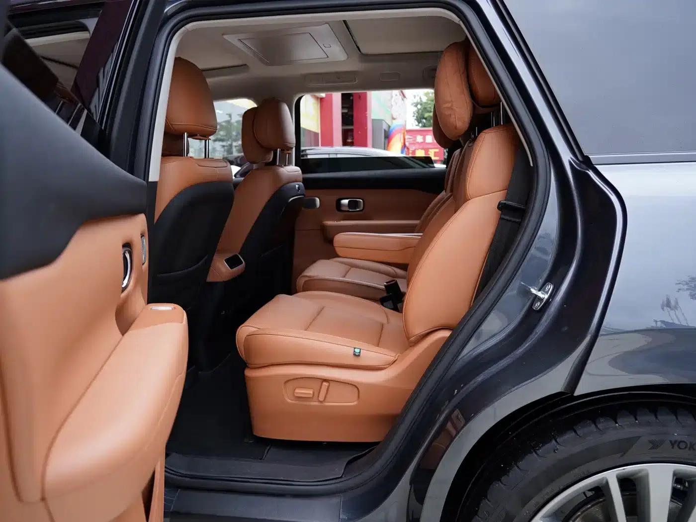Leapmotor C16 2024 Range Extended 200 Premium Edition — миниатюра 6