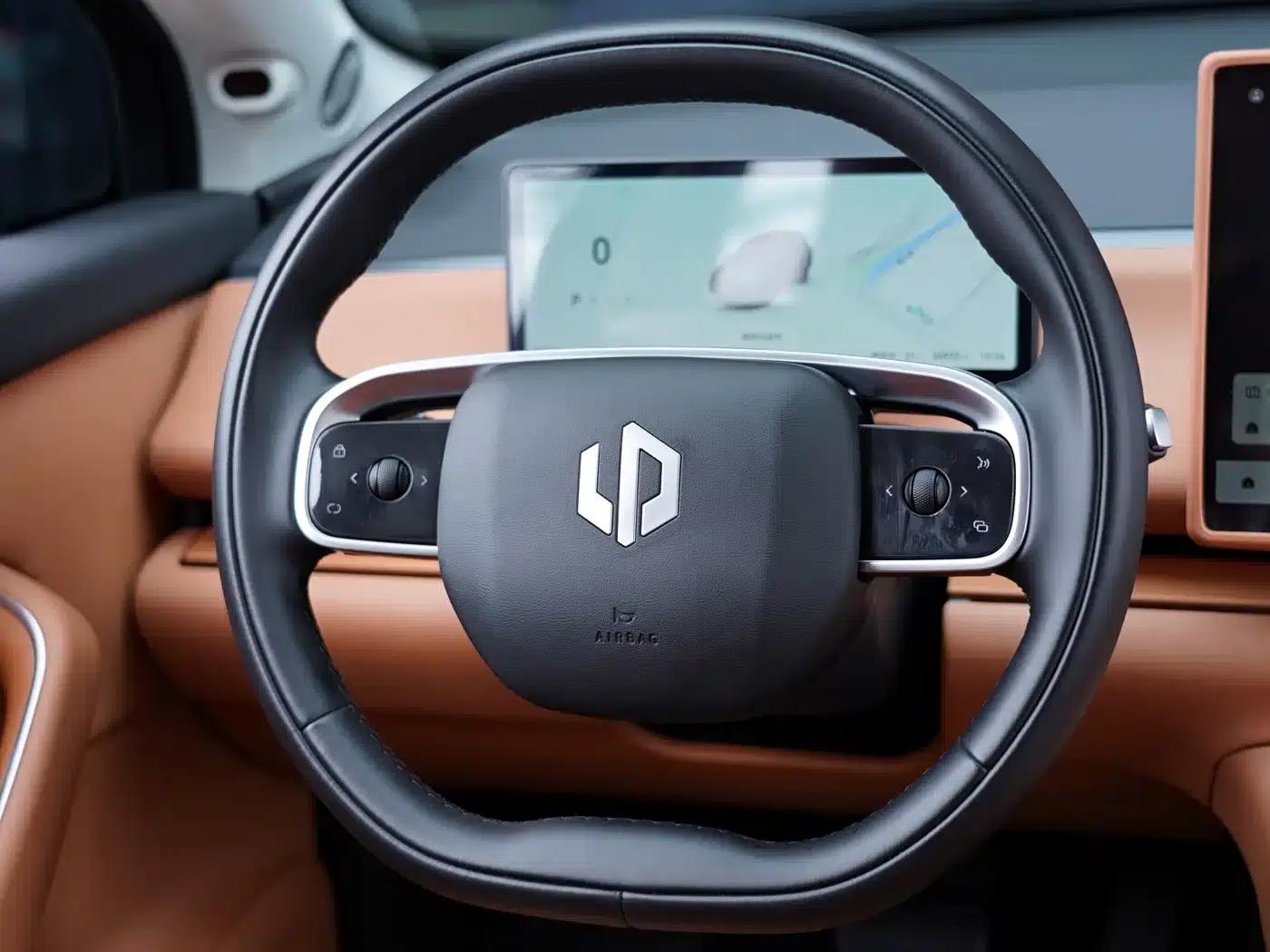 Leapmotor C16 2024 Range Extended 200 Premium Edition — миниатюра 10