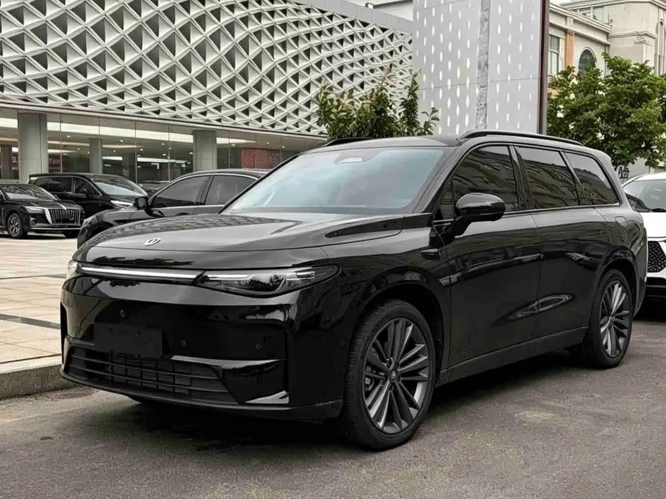 Leapmotor C16 2024 Range Extended 200 Smart Edition — миниатюра 1