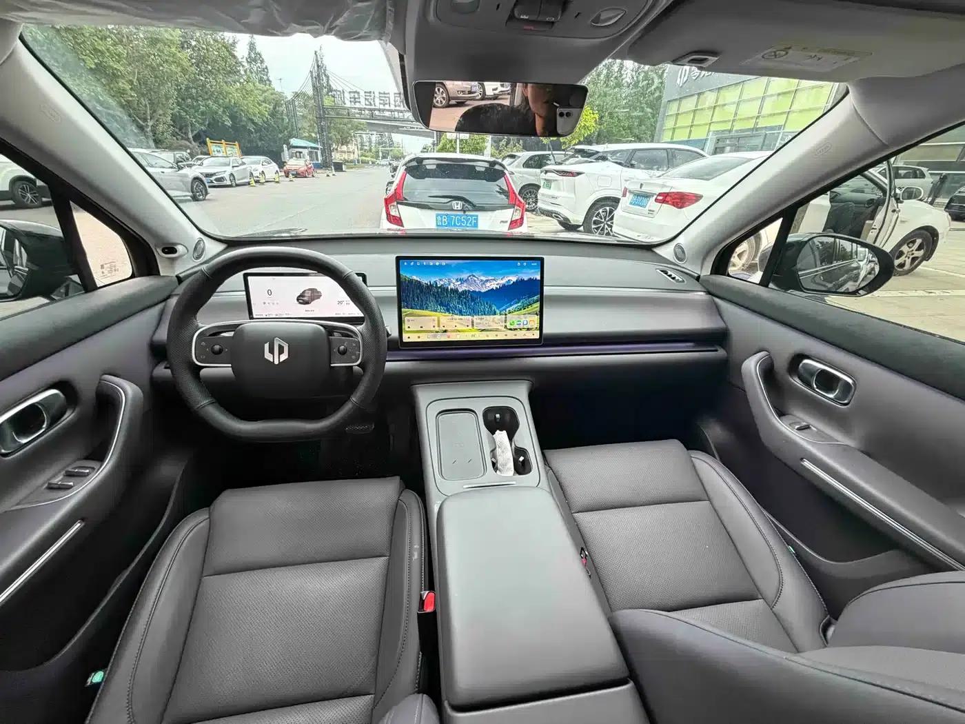 Leapmotor C16 2024 Range Extended 200 Smart Edition — миниатюра 7