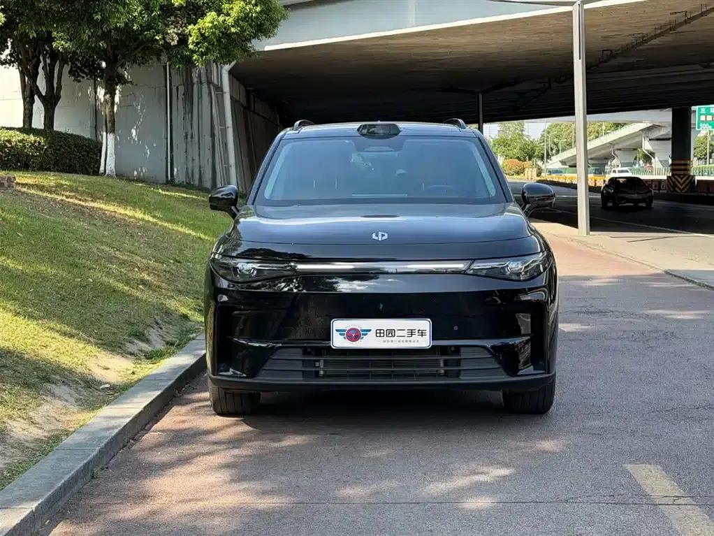 Leapmotor C16 2024 Pure Electric 520 LiDAR Edition — миниатюра 2