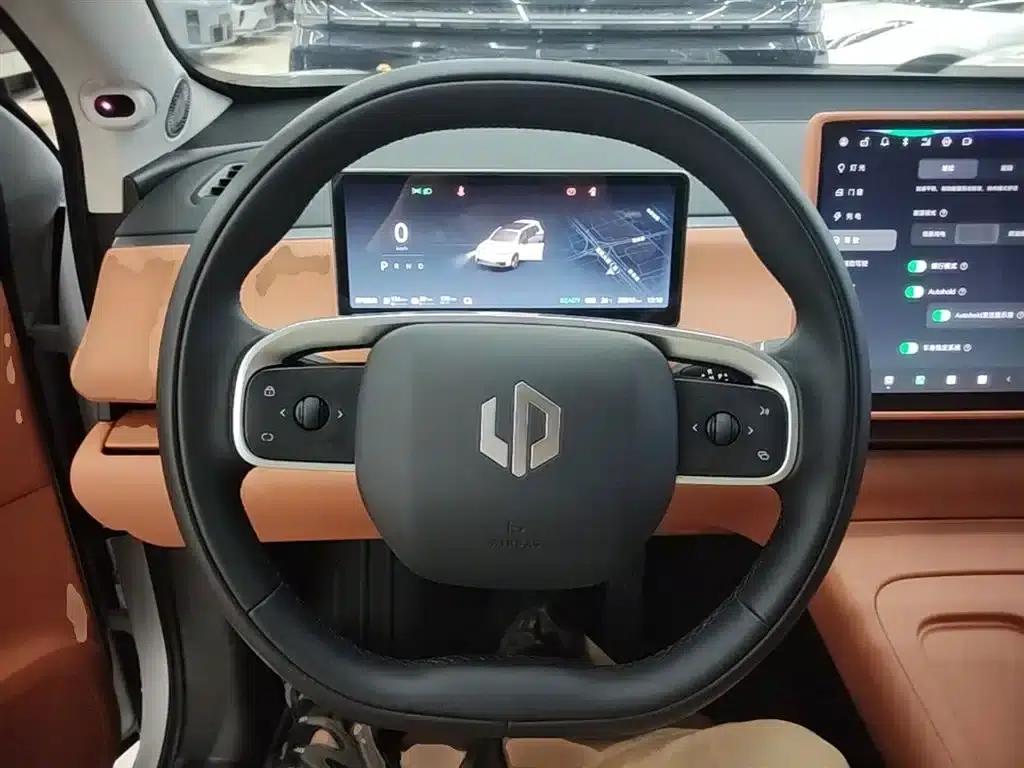 Leapmotor C16 2024 Range Extended 200 Premium Edition — миниатюра 11