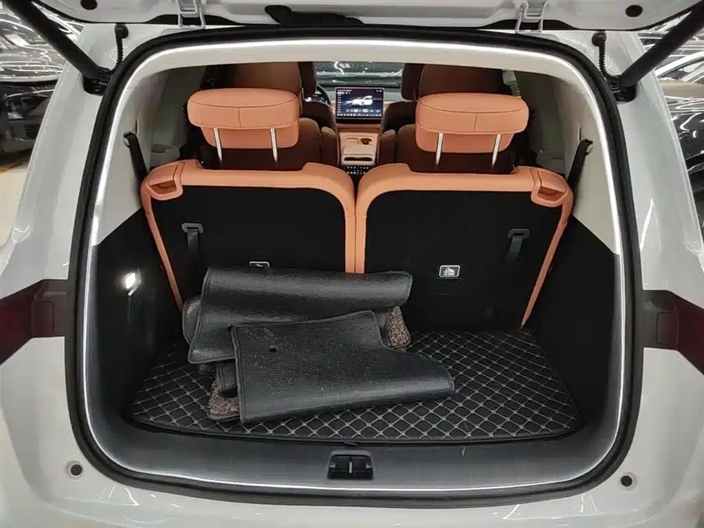 Leapmotor C16 2024 Range Extended 200 Premium Edition — миниатюра 19