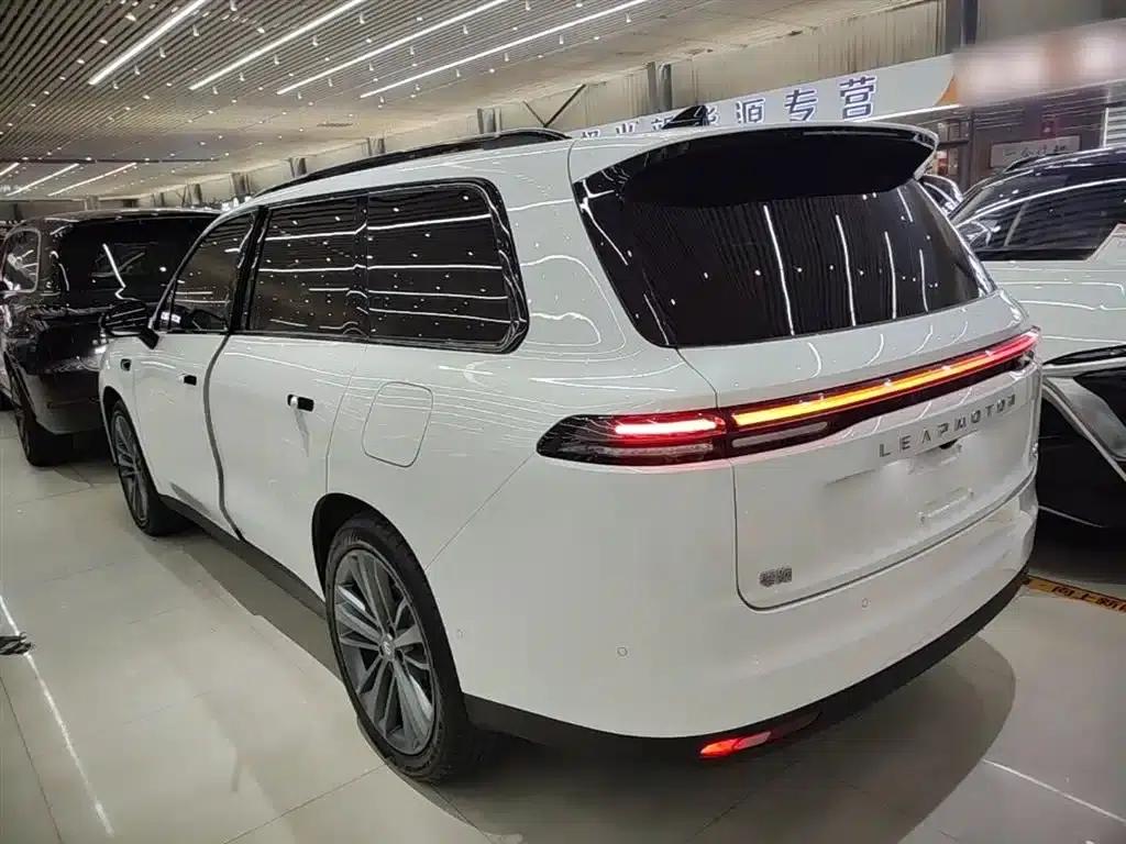 Leapmotor C16 2024 Range Extended 200 Premium Edition — миниатюра 5