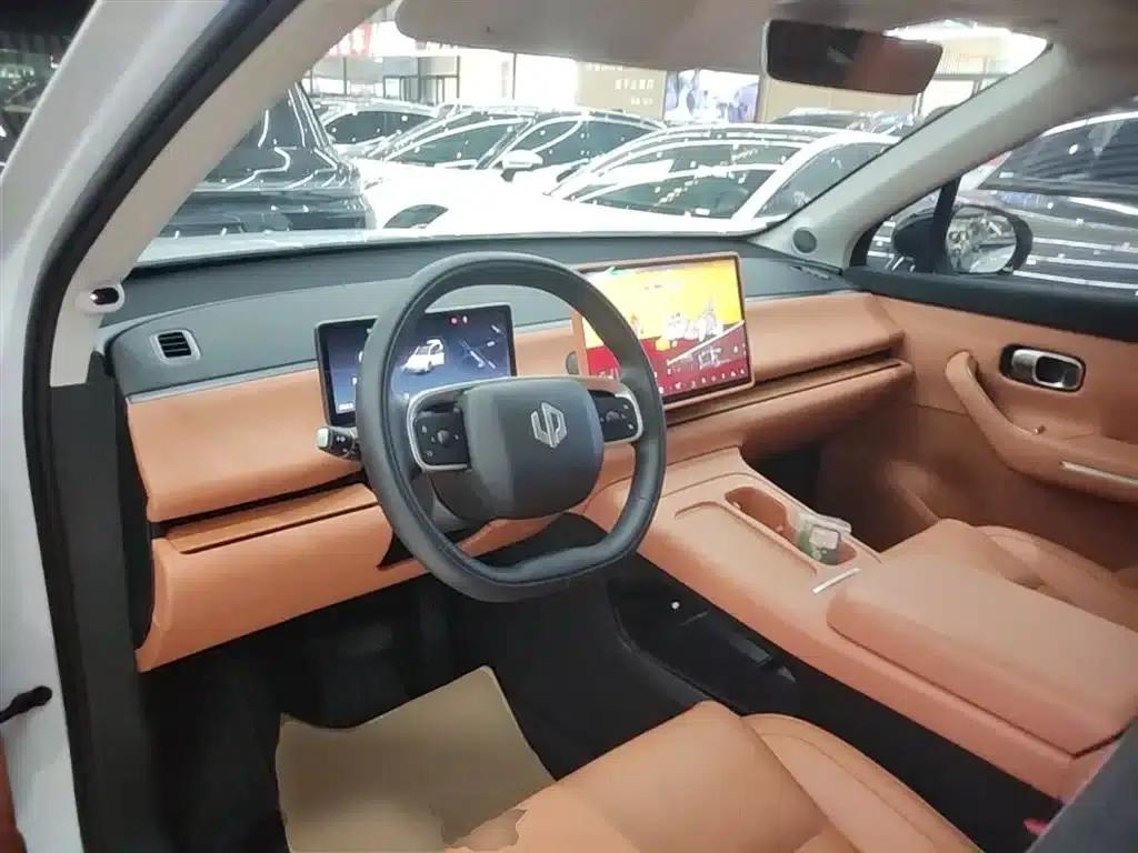 Leapmotor C16 2024 Range Extended 200 Premium Edition — миниатюра 10
