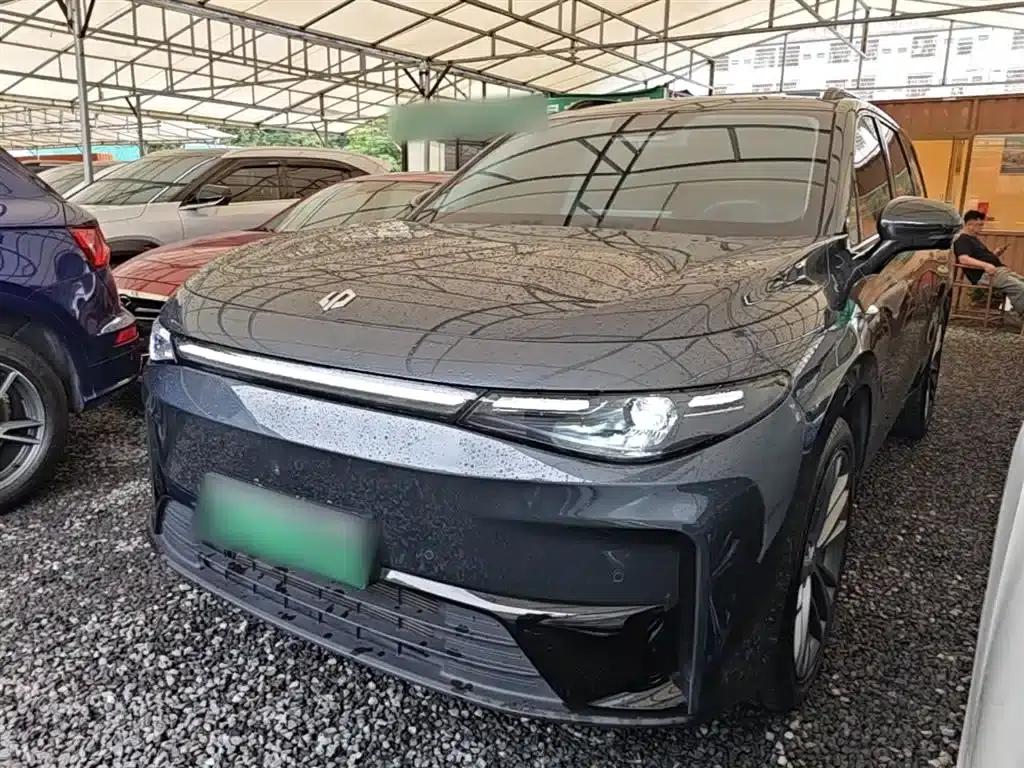 Leapmotor C16 2024 Range Extended 200 Premium Edition — миниатюра 2