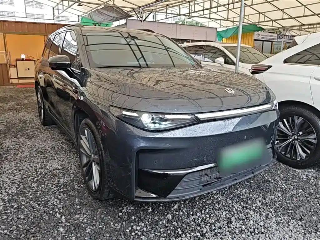 Leapmotor C16 2024 Range Extended 200 Premium Edition — миниатюра 4