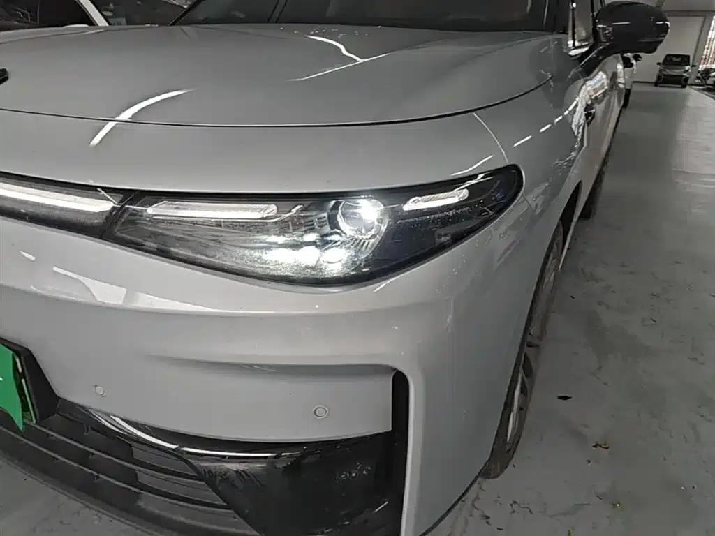 Leapmotor C16 2024 Range Extended 200 LiDAR Edition — миниатюра 24