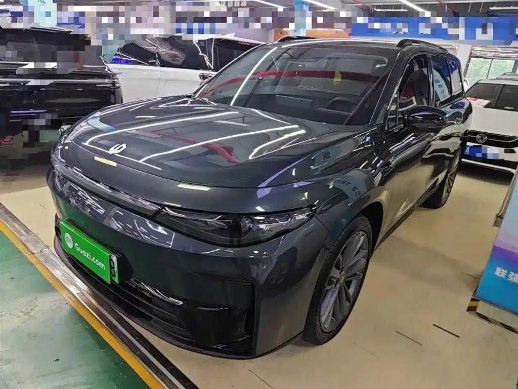Leapmotor C16 2024 Range Extended 200 Premium Edition — миниатюра 2