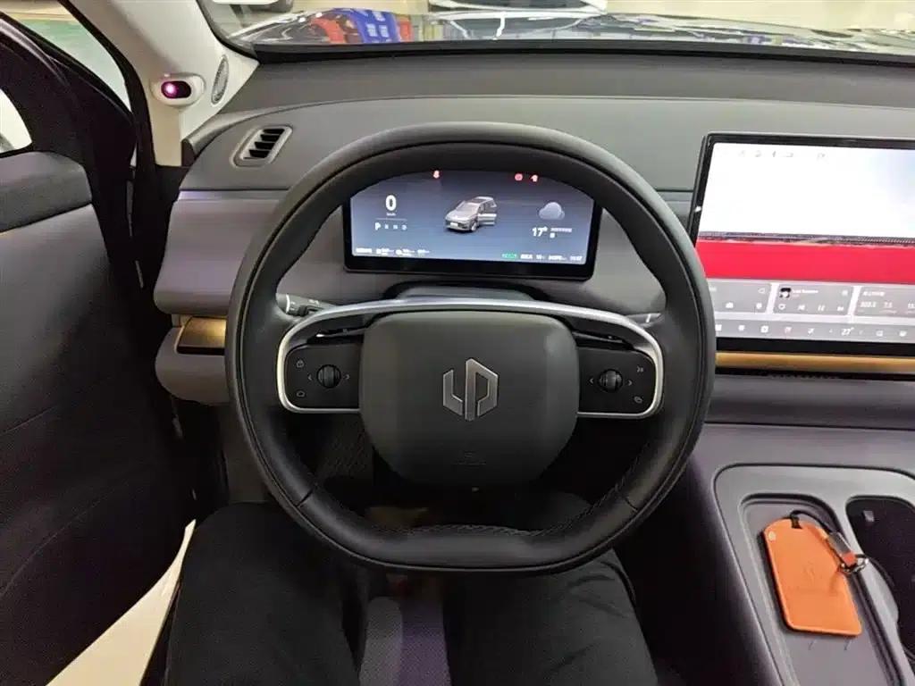 Leapmotor C16 2024 Range Extended 200 Premium Edition — миниатюра 11
