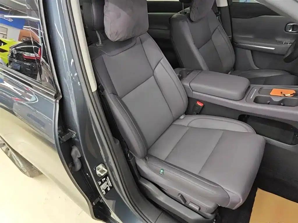 Leapmotor C16 2024 Range Extended 200 Premium Edition — миниатюра 25