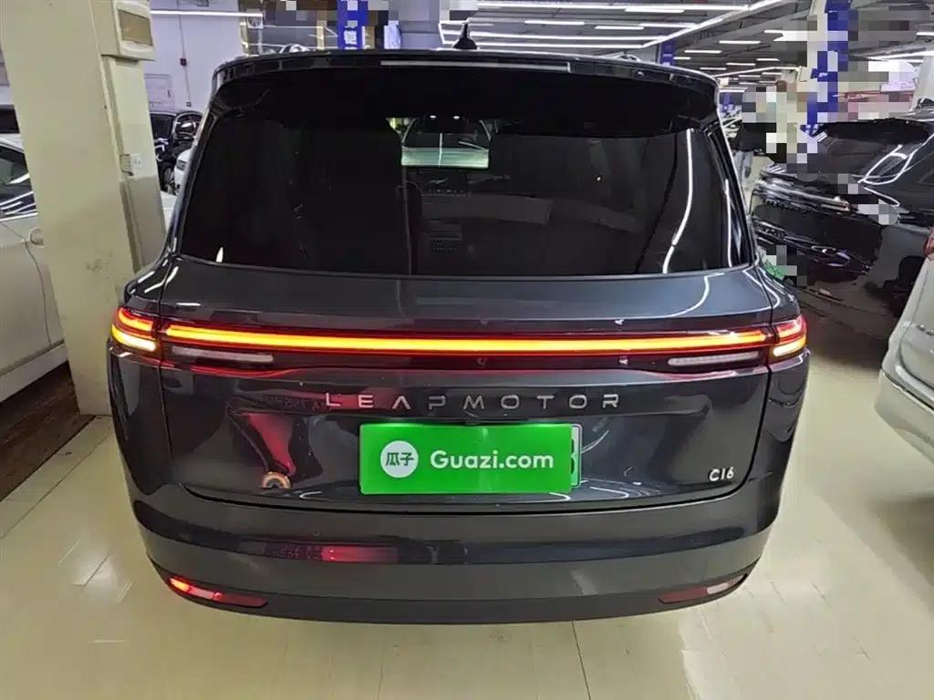 Leapmotor C16 2024 Range Extended 200 Premium Edition — миниатюра 6