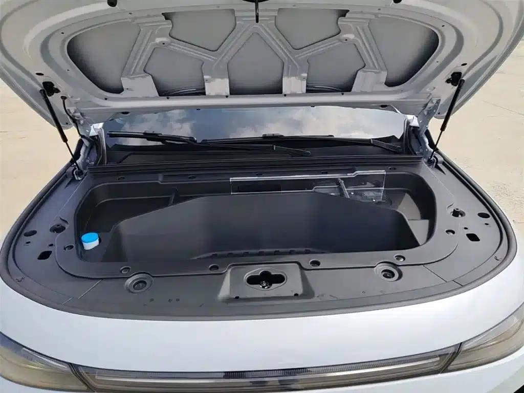 Leapmotor C16 2026 Pure Electric 630 LiDAR Smart Edition 6-Seater — миниатюра 20