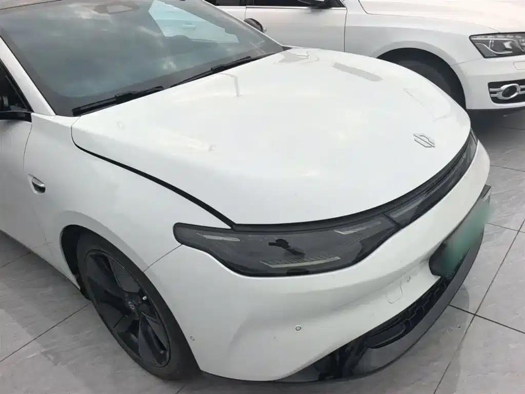 Leapmotor C01 2023 606 Smart Edition — миниатюра 4