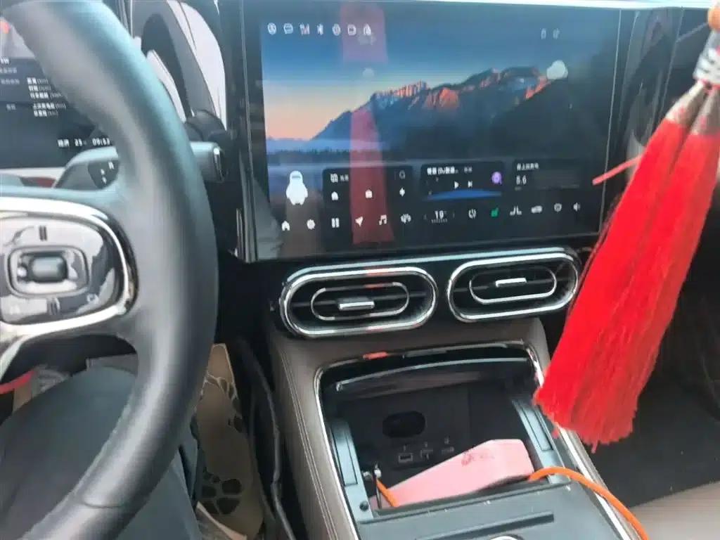 Leapmotor C01 2023 606 Smart Edition — миниатюра 10