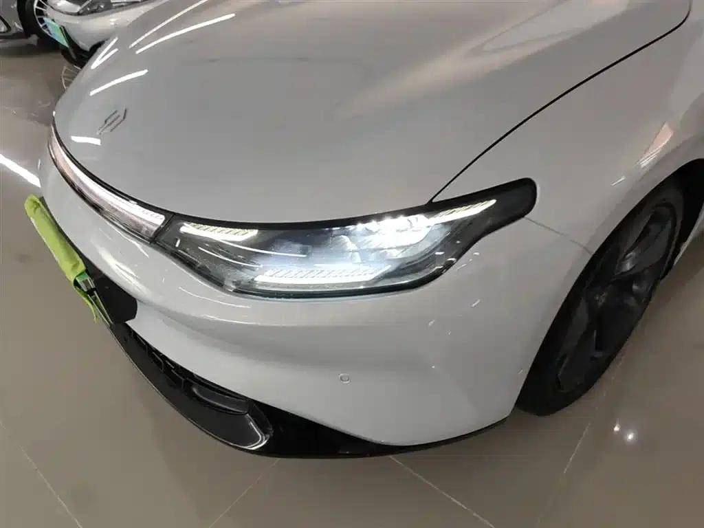 Leapmotor C01 2022 Rear-Wheel Drive Long-Range Version — миниатюра 24