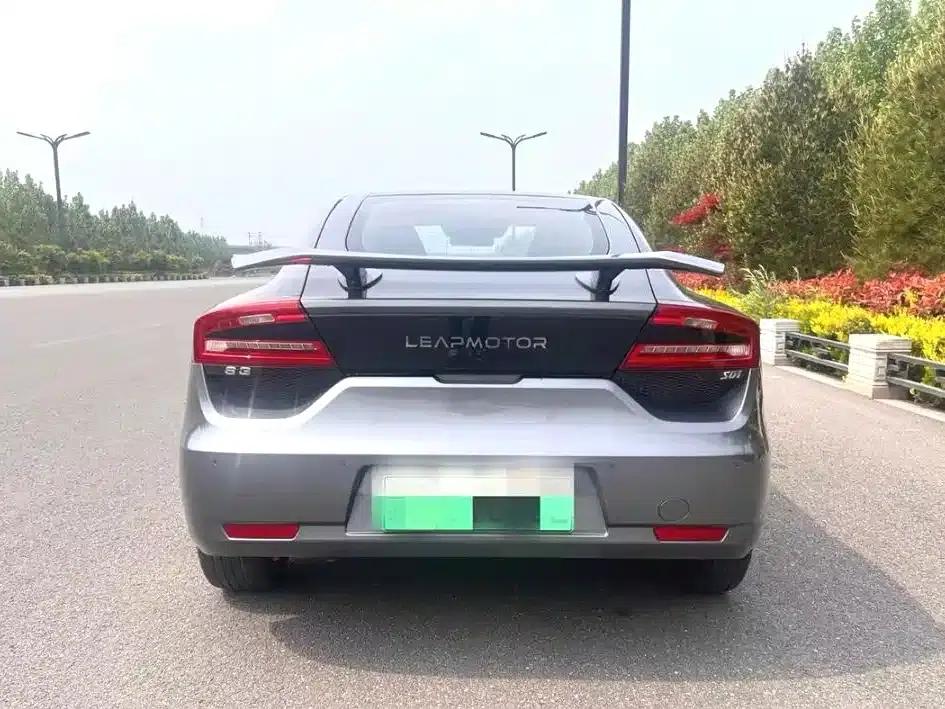 Leapmotor S01 2019 Model 380 Standard Edition — миниатюра 5