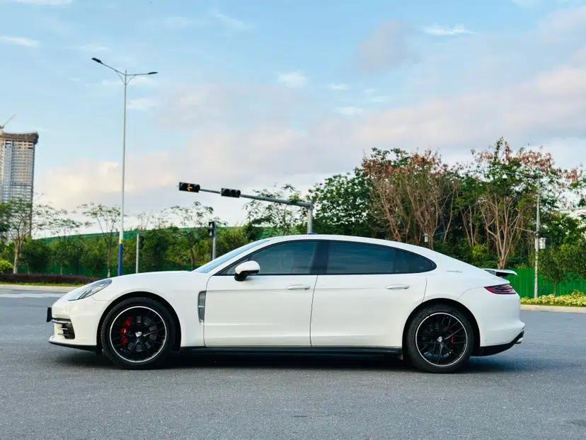 Porsche Panamera 2017 Panamera 4 Executive Long Wheelbase 3.0T — миниатюра 4