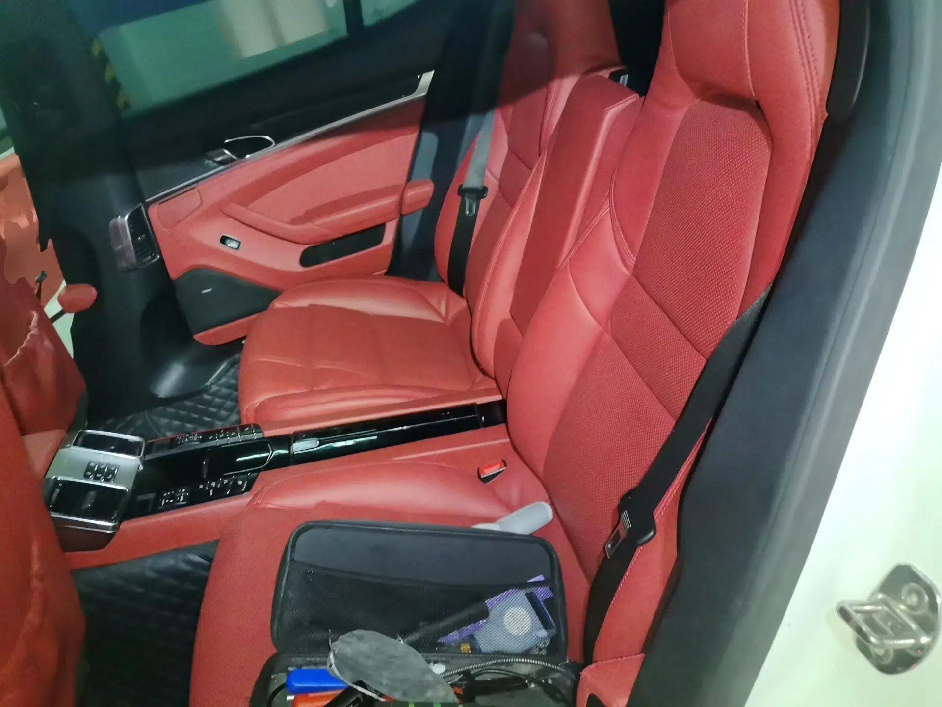 Porsche Panamera 2013 Panamera 4 Platinum Edition 3.6L — миниатюра 18
